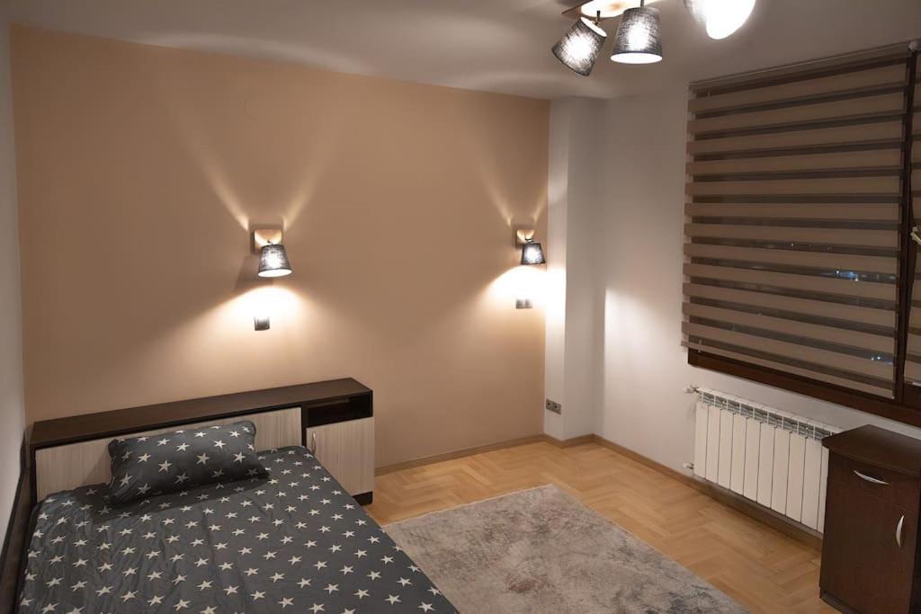 Apartament Very Spacious & Modern 3bed Near Airport & Centre Sofia