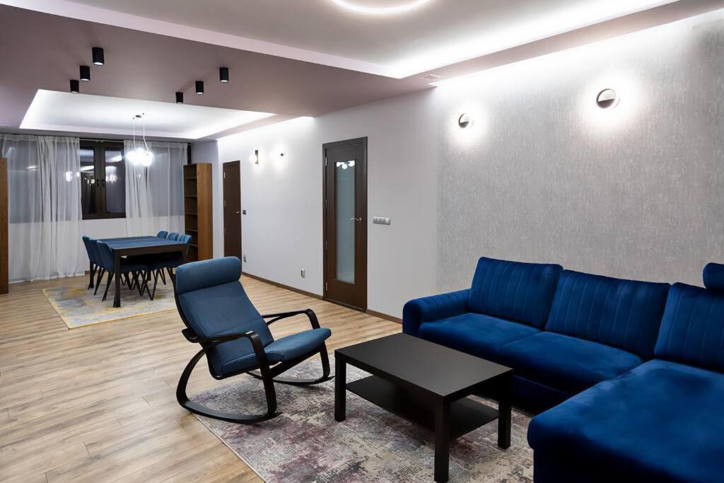 Very Spacious & Modern 3bed Near Airport & Centre Apartament Sofia